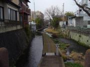 ���z���{��